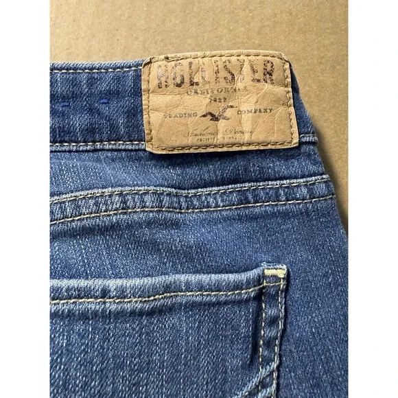 Hollister Women's Super Skinny  Blue Denim Distressed - Picture 4 of 12